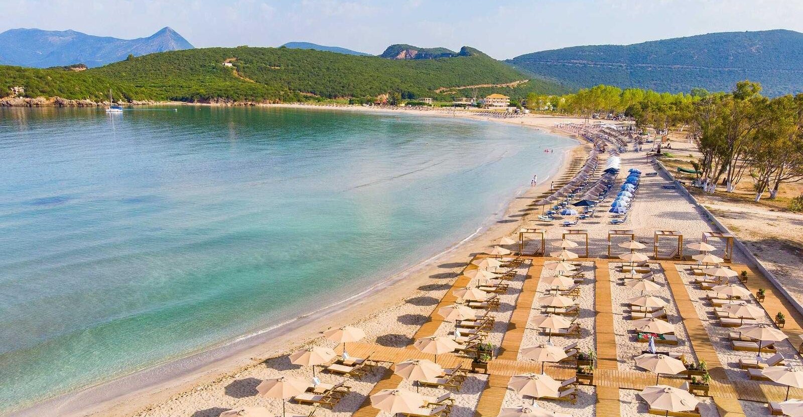 Η αμμώδης παραλία της Αμμουδιάς στην Πρέβεζα, με ρηχά νερά και ηλιοβασίλεμα — φωτογραφία 3