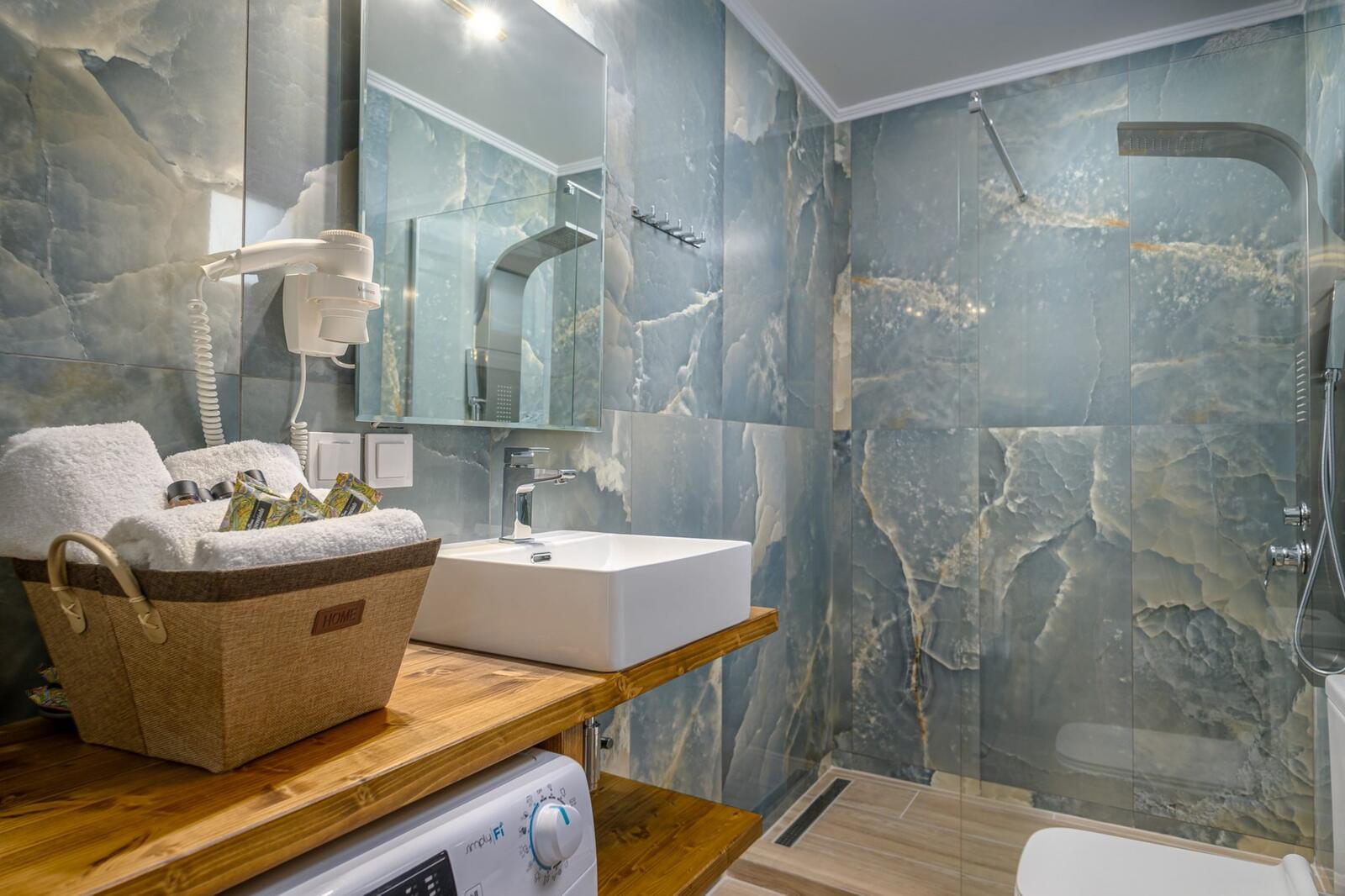 Lavish two-bedroom with balcony — φωτογραφία 7